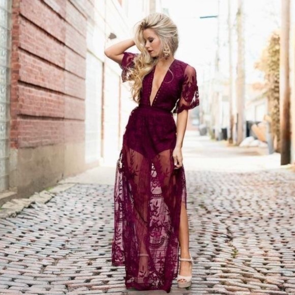 Lace romper maxi
